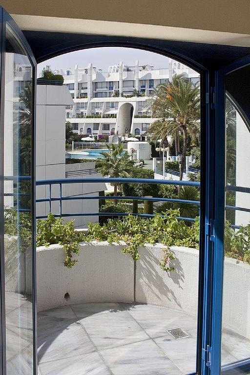 Duplex Apartment On The Beach 71 Marbella Eksteriør bilde